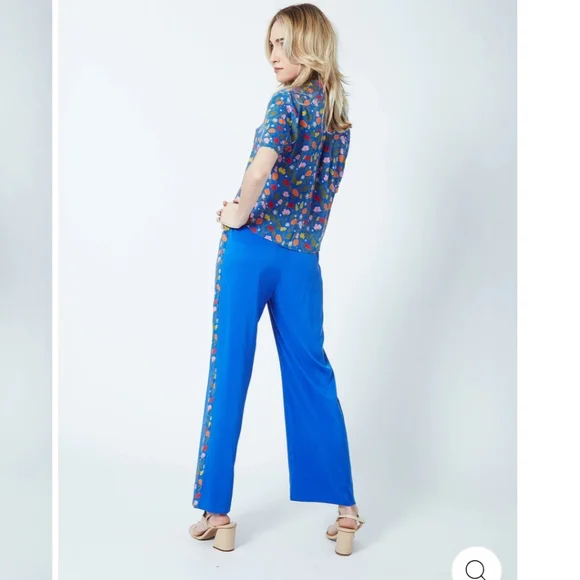 Taylor Tillman Madison Floral Crop Button Down Blouse-NWT - Picture 2 of 7